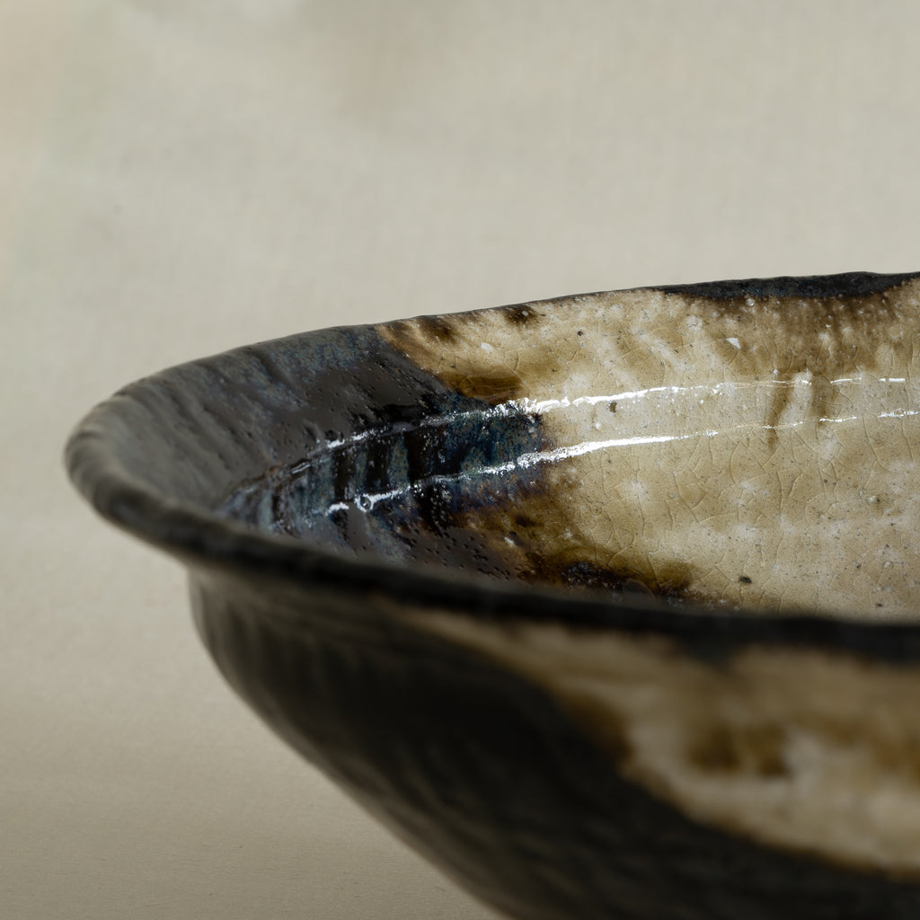 Komon Seji Okuda Tessaiyu Large Asabachi Bowl (Iron Glaze)