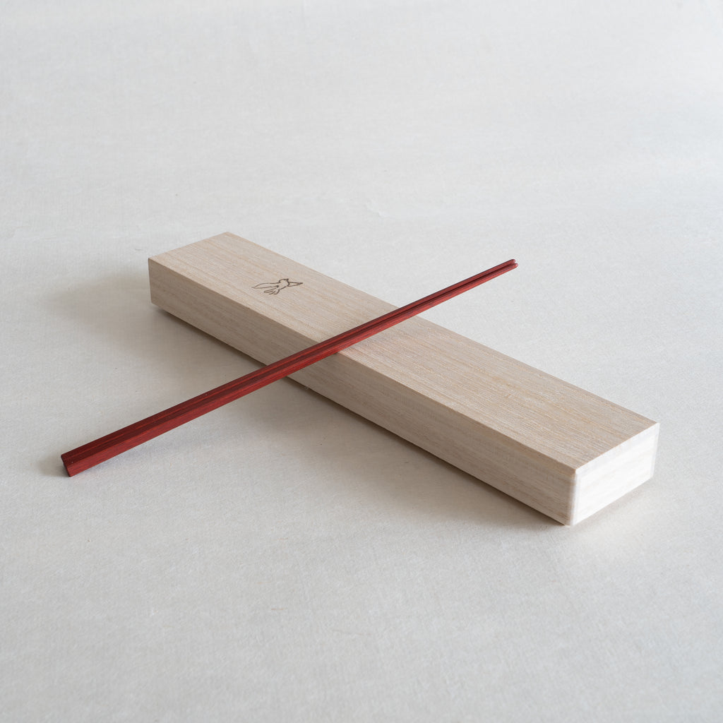 Komon Tomoaki Nakano Urushi Lacquer Red Satine Chopsticks (Thin)