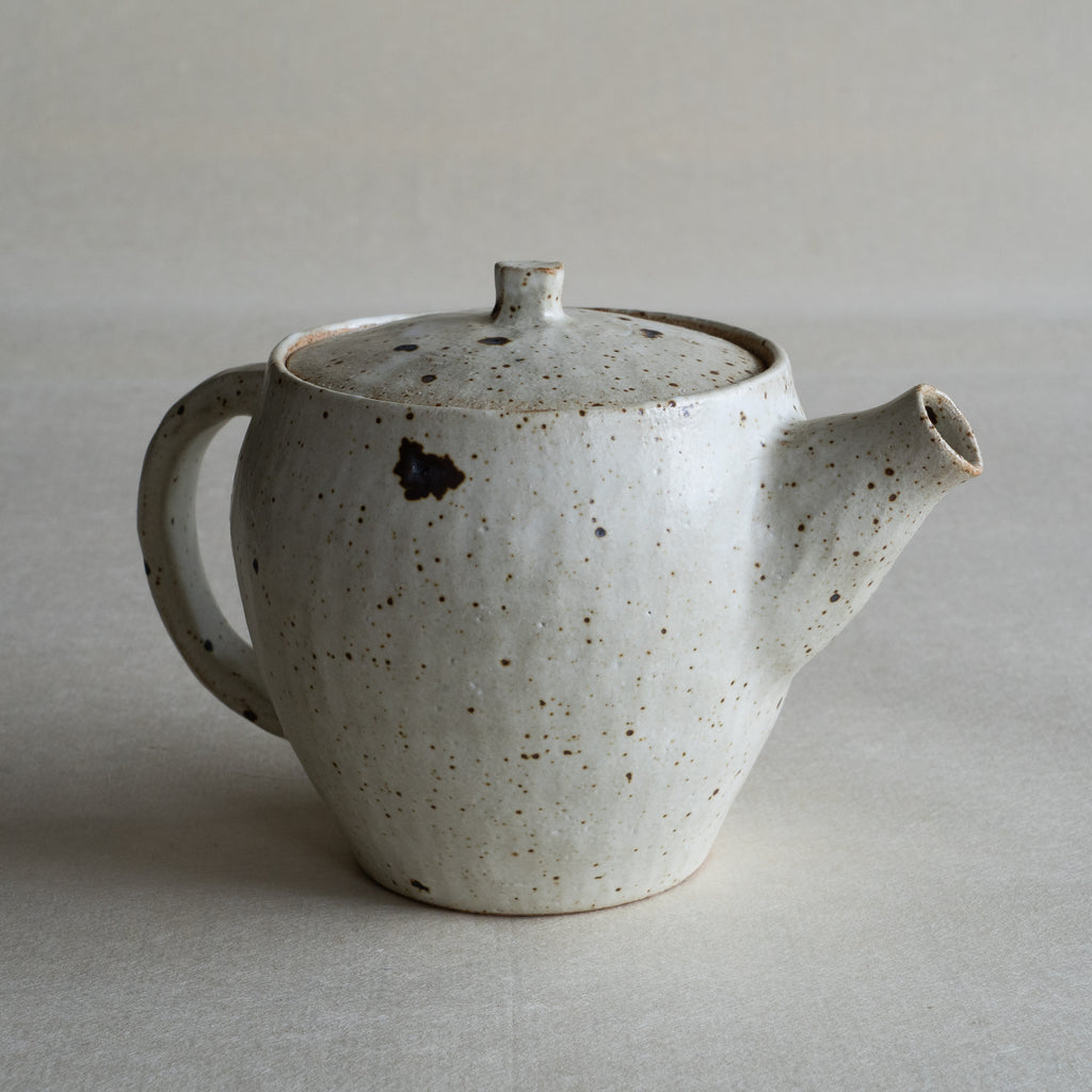 Komon Shinohara Kirikabu White Teapot